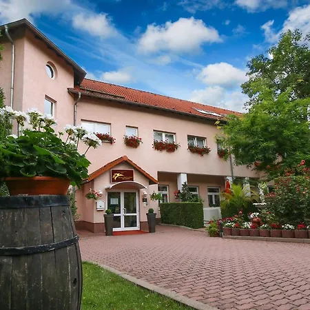 Hotel-restaurant Weinberg 3*