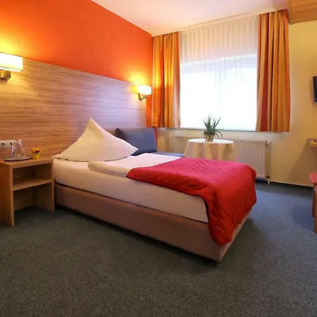Hotel-restaurant Weinberg ホテル 3*