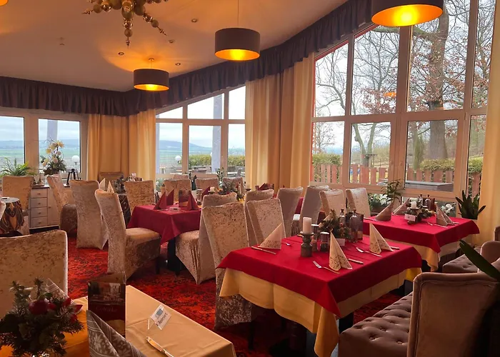 Hotel-restaurant Weinberg ホテル