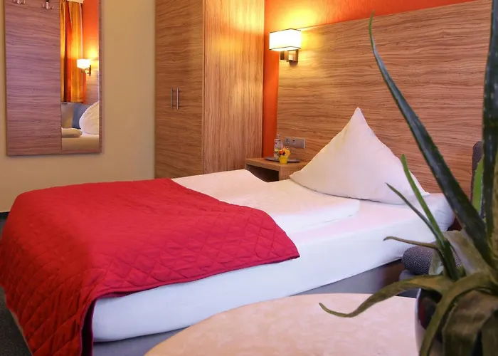 ホテル Hotel-restaurant Weinberg Artern