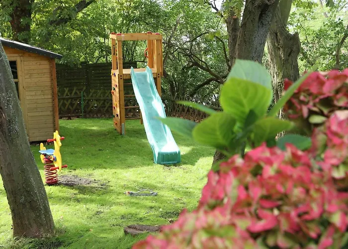 Hotel-restaurant Weinberg ホテル